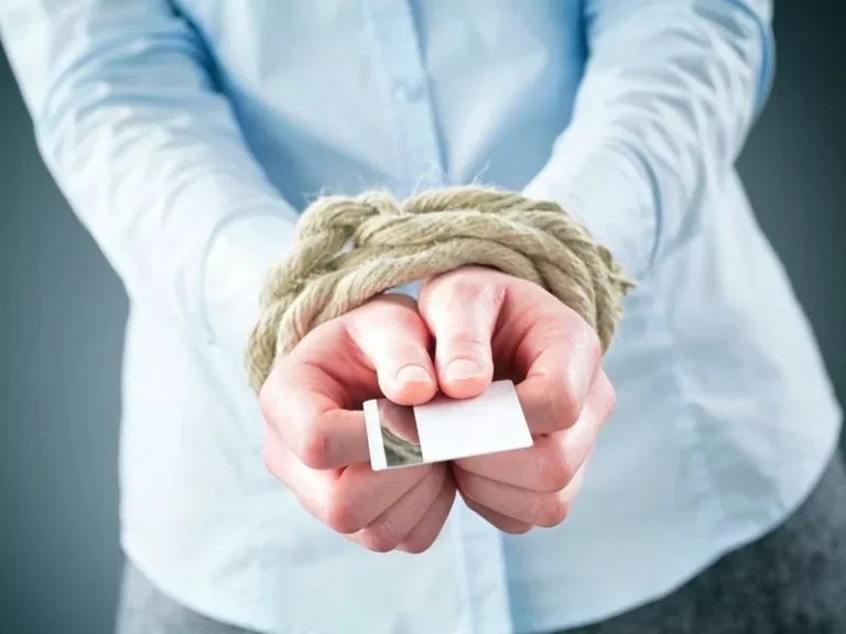 Как избавиться от долгов: пошаговый план для тех, кто устал тонуть